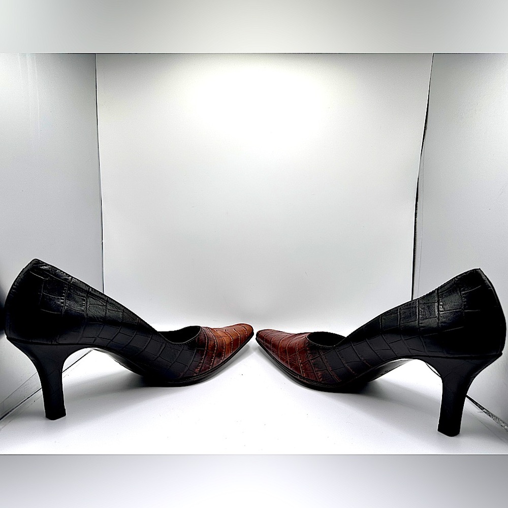 Amalfi Brown Crocodile Pattern Heels size 7.5 - Picture 7 of 16